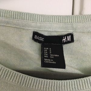 H&m sweater thin